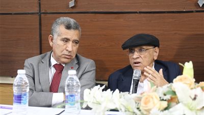 ناقد: صنع الله إبراهيم ارتبط بالمواطن البسيط وعبر عن قضاياه