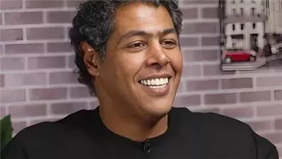 عمر متولي: عادل إمام كان زملكاوي بالعند.. ووالدي وصلاح السعدني الأكثر تشددًا في الكرة