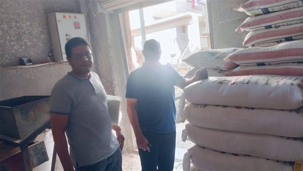 ضبط كميات من الدقيق