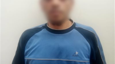 التحقيق مع المتهم بالتعدي بالضرب على والدة زوجته في شبرا الخيمة