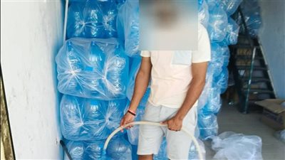 تفاصيل ضبط مخزن غير مرخص لتعبئة المياه وبيعها للمصطافين في العين السخنة