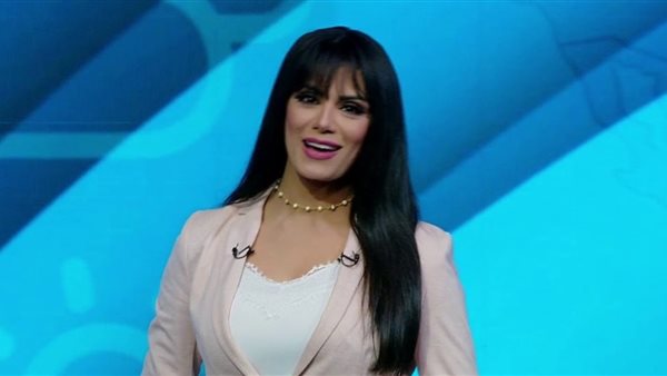 الإعلامية فاطيما