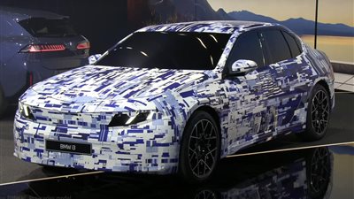 BMW تعرض سيارة i3 الجديدة لأول مرة.. وتؤكد: إطلاقها عام 2026