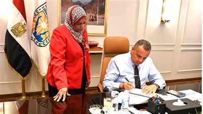 محافظ جنوب سيناء يعتمد الخطة السنوية للسكان لعامي 2025 - 2026
