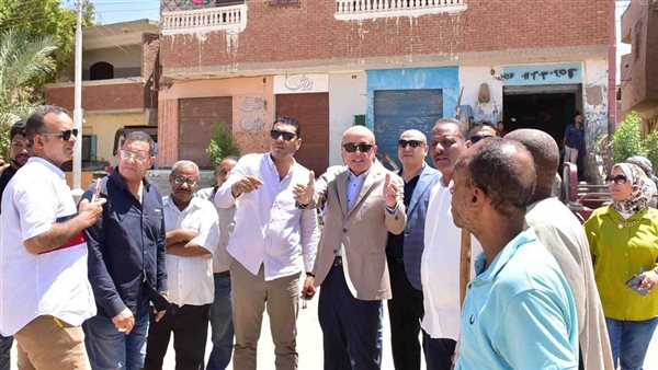 محافظ الأقصر وجولة