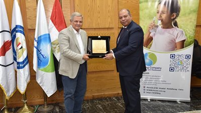 القابضة لمياه الشرب تتعاقد مع صان مصر لدعم تشغيل وصيانة المحطات والخطوط على مستوى الجمهورية