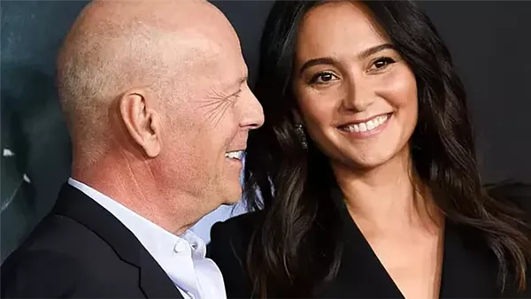 بروس ويليس وزوجته