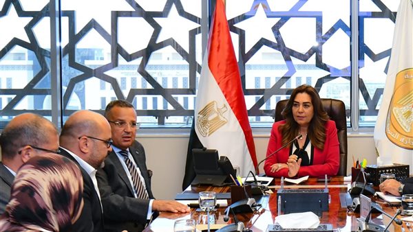 الدكتورة منال عوض