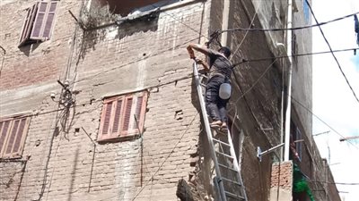 حي وسط بالإسكندرية يشن حملة لرفع كفاءة الإنارة بالشوارع