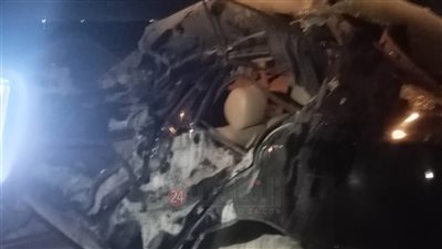 اصطدام قطار بسيارة ملاكي على خط السويس - القاهرة.. وتوقف الحركة