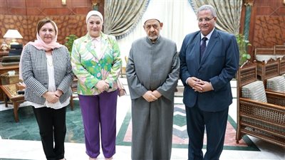 الإمام الأكبر: الأزهر لا يدخر جهدا في التوعية بحقوق المرأة والأطفال خصوصا مع التطورات التقنية التي تستهدف عزلهم 