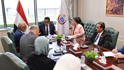 الصحة تبحث مع مجموعة البنك الدولي مواجهة التحديات الصحية وتعزيز الشراكة مع القطاع الخاص