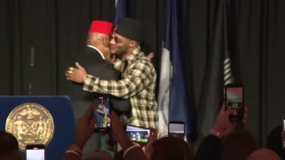 محمد رمضان عن لقائه بـ عمدة نيويورك: لمست محبته لـ مصر والوطن العربي