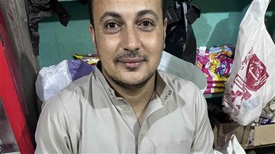 رفض ياخد مكافأة.. شاب يعيد 23 ألف دولار لأصحابها في طوخ بالقليوبية