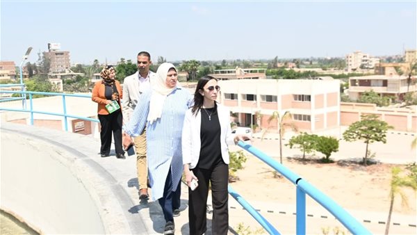 محافظ البحيرة تتفقد