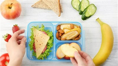 متحتاريش| أفكار وجبات سريعة للمدرسة.. أكثر من 20 فكرة لتحضير اللانش بوكس