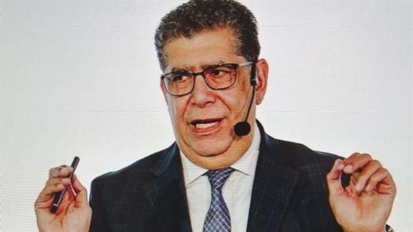 عمرو صلاح - مدير