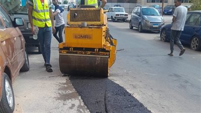 مديرية الطريق بالإسكندرية تعيد إصلاح الحفر عقب انتهاء شركات المرافق من أعمالها