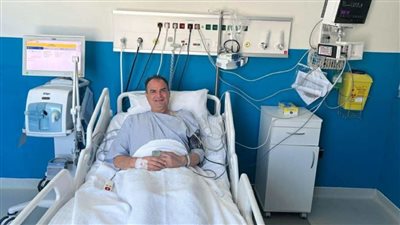 عبد الحميد بسيوني يطمئن محبيه: عملية بسيطة مرت بفضل الله ودعوات الناس