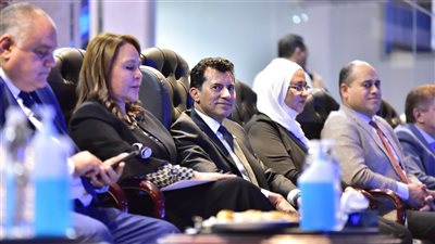 وزير الرياضة يشهد افتتاح بطولة إفريقيا للكرة الطائرة للشباب بالقاهرة