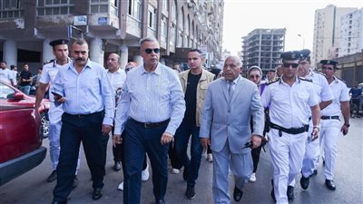 محافظ الإسكندرية يمهل الكافيهات المتعدية على حرم الطريق 24 ساعة لإزالة التعديات