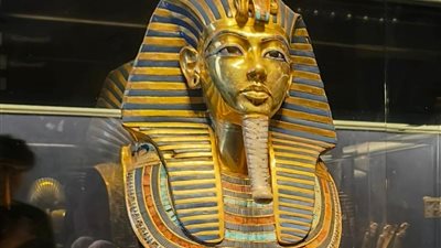 رحلة القناع الذهبي.. توت عنخ آمون يستعد لمغادرة التحرير إلى المتحف الكبير