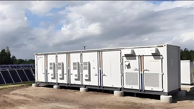 شركة صينية تخطط لإنشاء مصنع بطاريات تخزين طاقة في مصر بقدرة 10 جيجاوات سنويًا