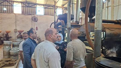 حملة تموينية بالإسكندرية تضبط 240 كيلو نخالة و13500 كيس بسكويت