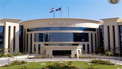 لاختصار الطريق.. ضبط قائد سيارة نقل لسيره عكس الاتجاه بالدقهلية