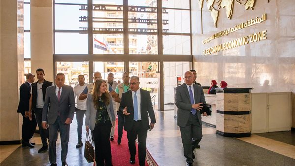 وفد أمريكي يتفقد