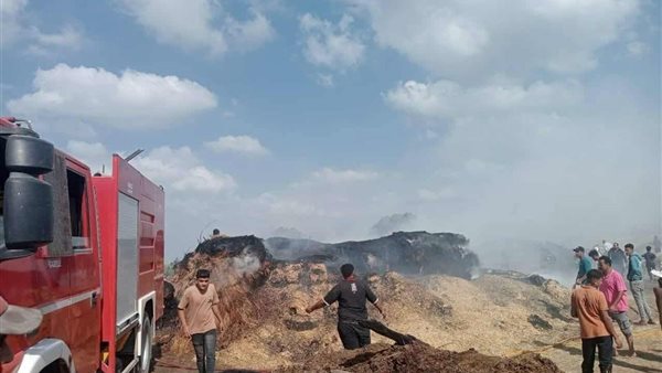 جانب من الحريق