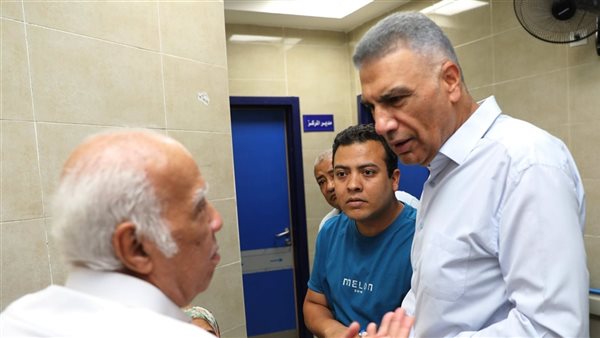 محافظ أسوان