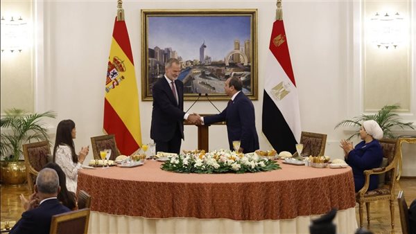 الرئيس السيسي وملك