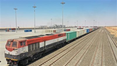الموانئ البرية والجافة: ميناء أكتوبر الجاف يلعب دورًا بارزًا في تسهيل حركة الواردات والصادرات المصرية
