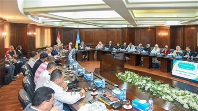 الإسكندرية تستعد لموسم الشتاء برفع كفاءة شبكات الصرف الصحي وزيادة عدد أتوبيسات النقل العام