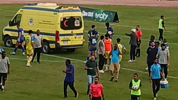 لحظة نقل لاعب اسوان