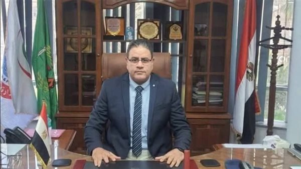 الدكتور عمرو مصطفى