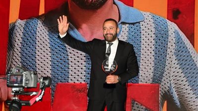 أحمد السقا يفوز بجائزة أفضل ممثل سينما عن فيلم أحمد وأحمد من دير جيست