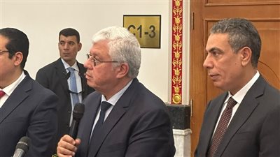  وزير التعليم العالي يفتتح العام الدراسي الجديد بحضور رئيس جامعة القاهرة ومسؤولي الوزارة 
