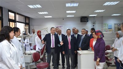 رئيس جامعة الإسكندرية يوجه بتعريف الطلاب بالبرامج الدراسية والدرجات العلمية المزدوجة مع بداية الدراسة