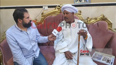 بعد صورته مع ملك وملكة إسبانيا.. الريس علي فاروق: الملك أعجبه الزي الصعيدي واعتبره رسالة محبة | خاص