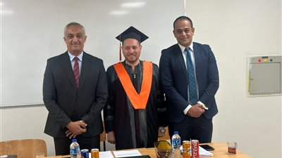 النائب علاء عصام يحصل على درجة الماجستير من الأكاديمية العربية للعلوم| صور