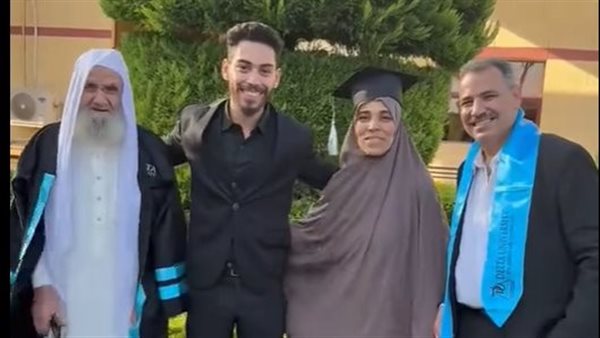 الطالب مع أسرته
