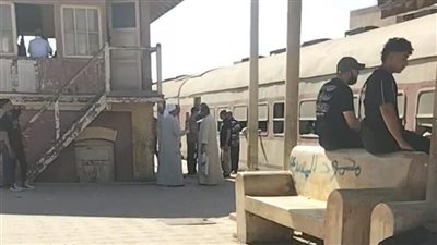 بسبب عطل فني.. تعطل قطار القاهرة طنطا في محطة سمادون بالمنوفية لمدة 45 دقيقة