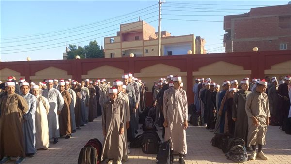 طلاب المعاهد الأزهرية