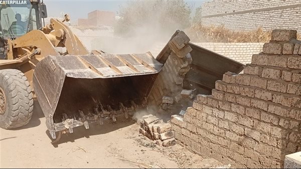 حملة إزالات بأسيوط