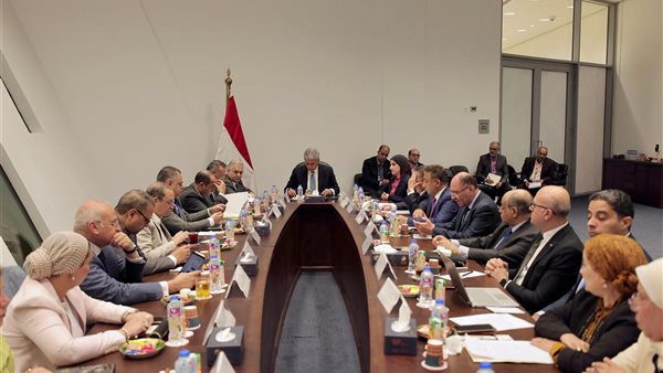 وزير السياحة من لقاء