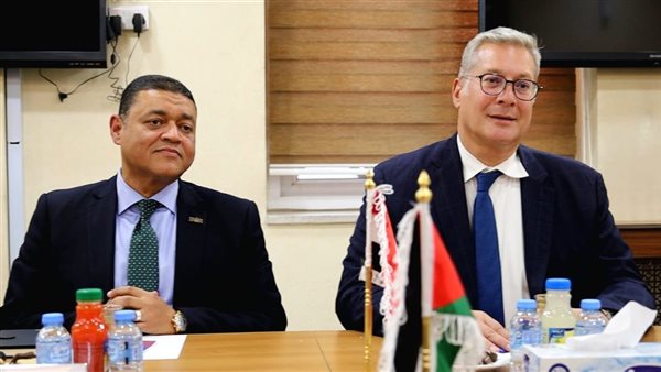 خلال اللقاء 