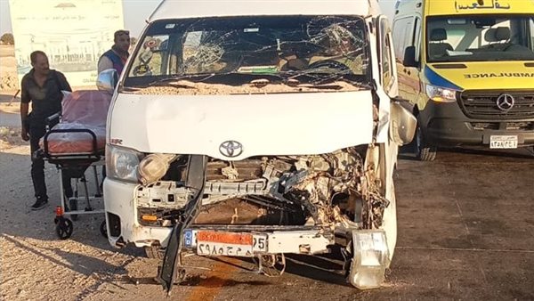 انقلاب سيارة ميكروباص