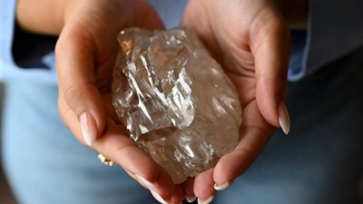 ثاني أكبر ماسة في العالم تُعرض داخل متحف 